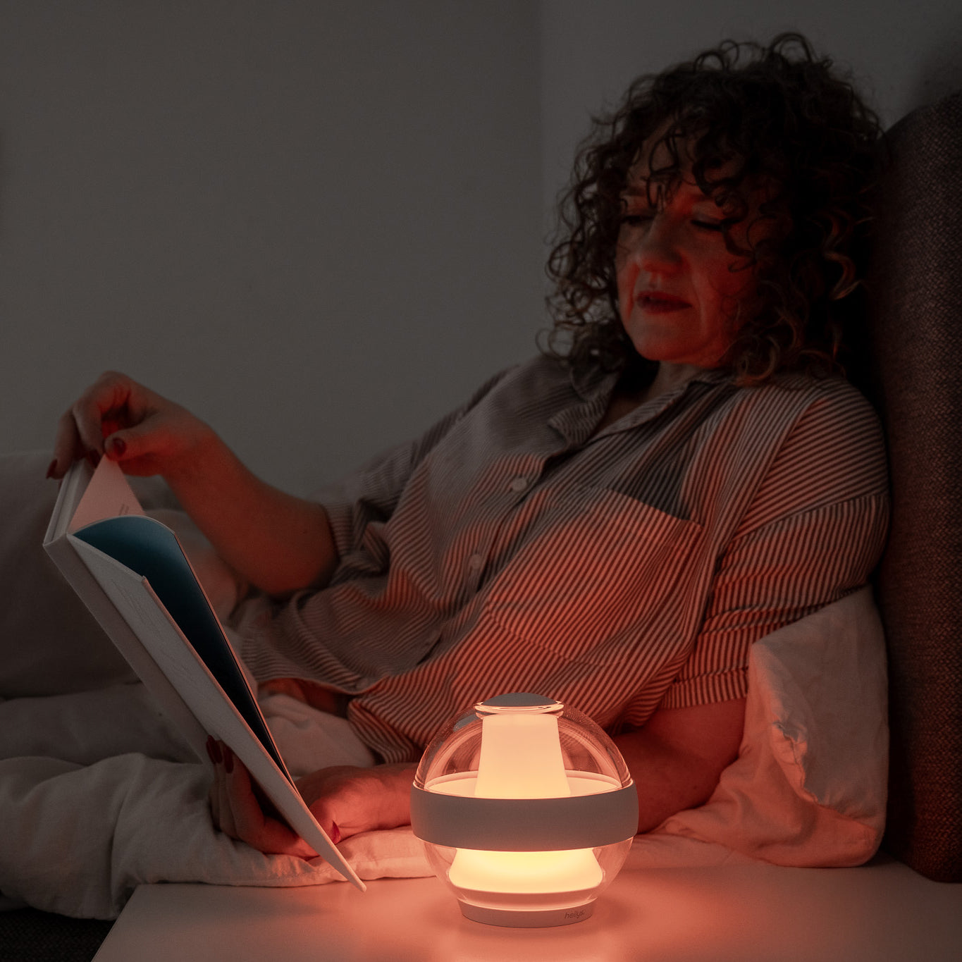In the evening: Dim the lights